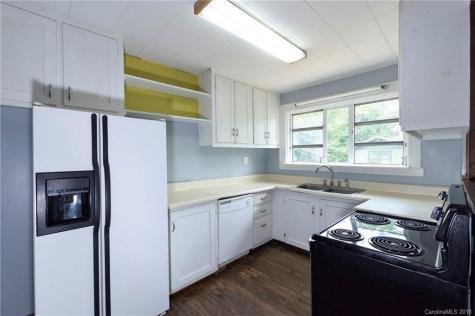 152 Sand Hill Road Asheville NC 28806
