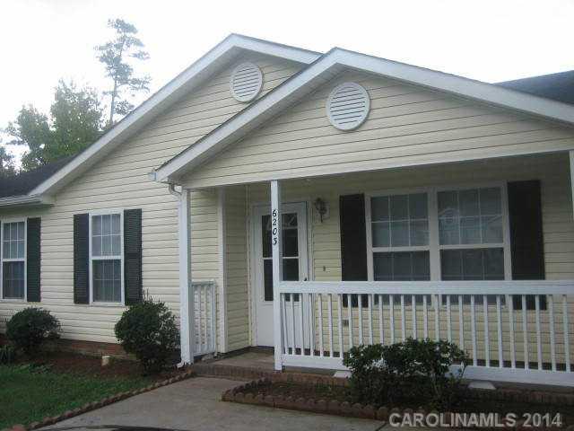 6203 Cottageville Lane Charlotte NC 28208