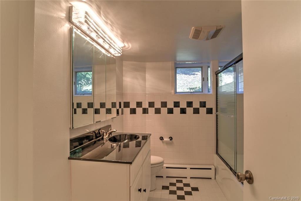 6 Graystone Road Asheville NC 28804