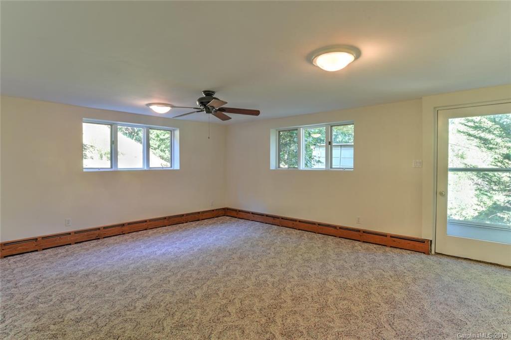 6 Graystone Road Asheville NC 28804