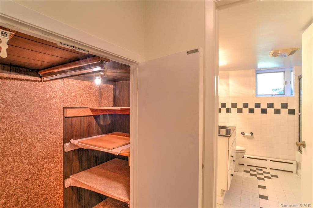 6 Graystone Road Asheville NC 28804