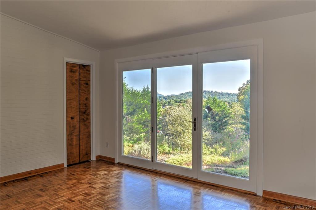 6 Graystone Road Asheville NC 28804