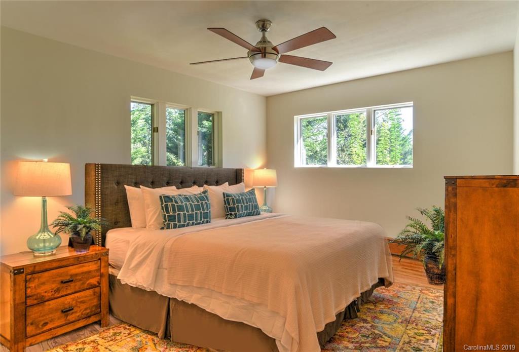 6 Graystone Road Asheville NC 28804
