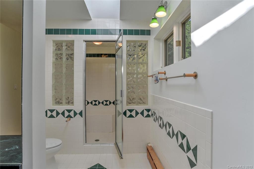 6 Graystone Road Asheville NC 28804