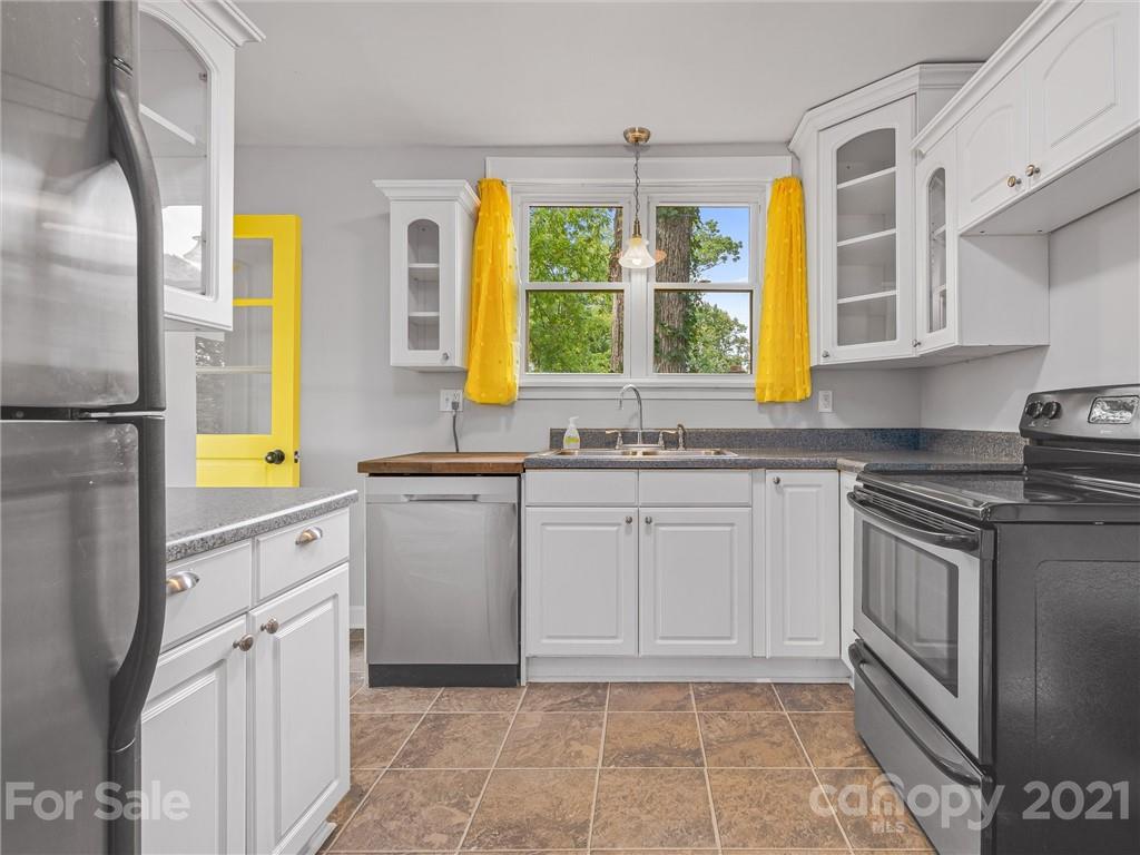 38 Dellwood Street Asheville NC 28806