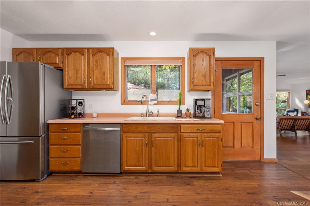206 Riva Ridge Drive Fairview NC 28730
