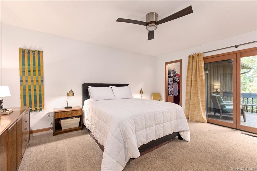206 Riva Ridge Drive Fairview NC 28730
