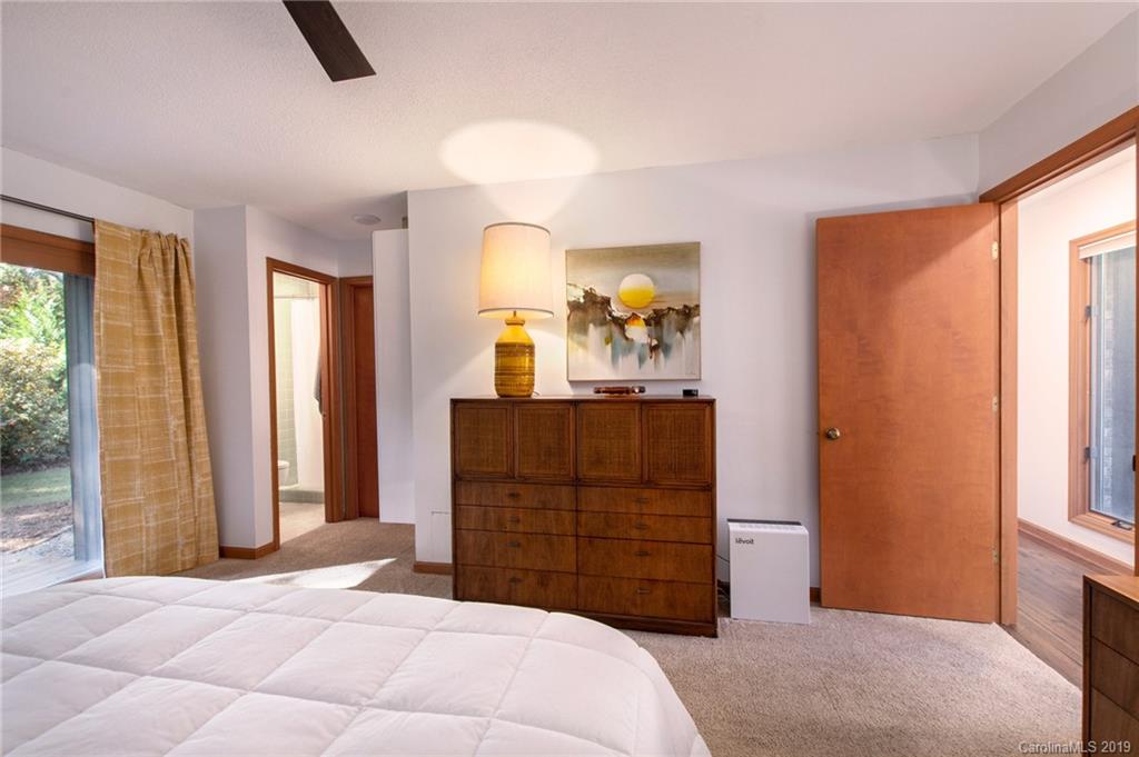 206 Riva Ridge Drive Fairview NC 28730