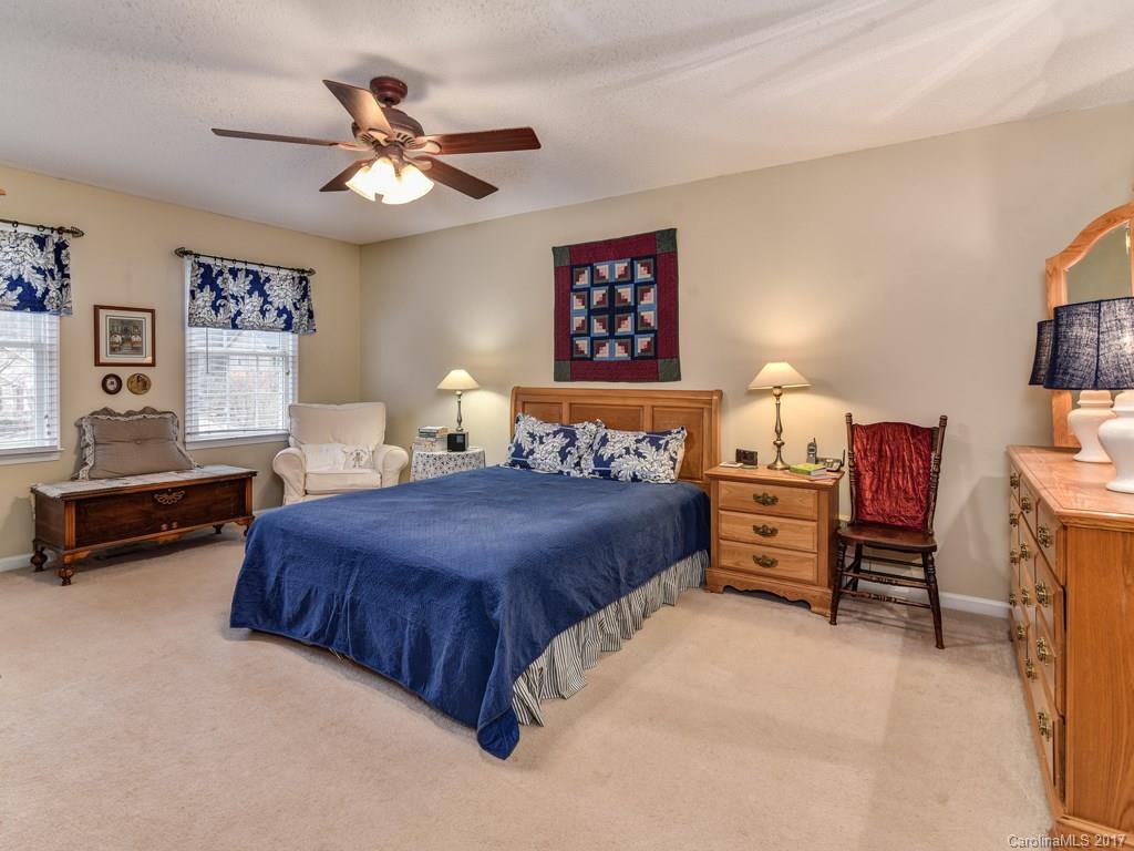 8 Fox Lair Court Asheville NC 28805