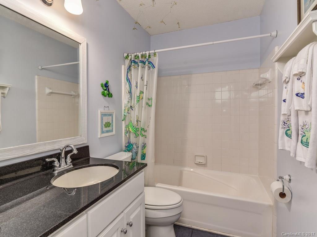 8 Fox Lair Court Asheville NC 28805