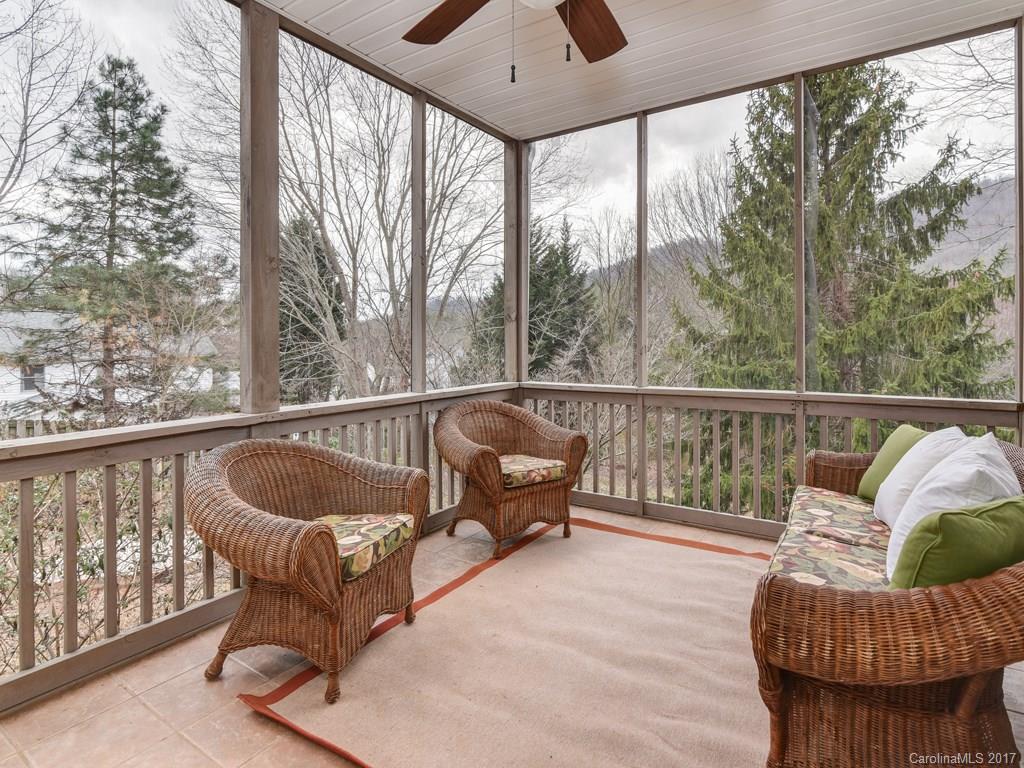 8 Fox Lair Court Asheville NC 28805