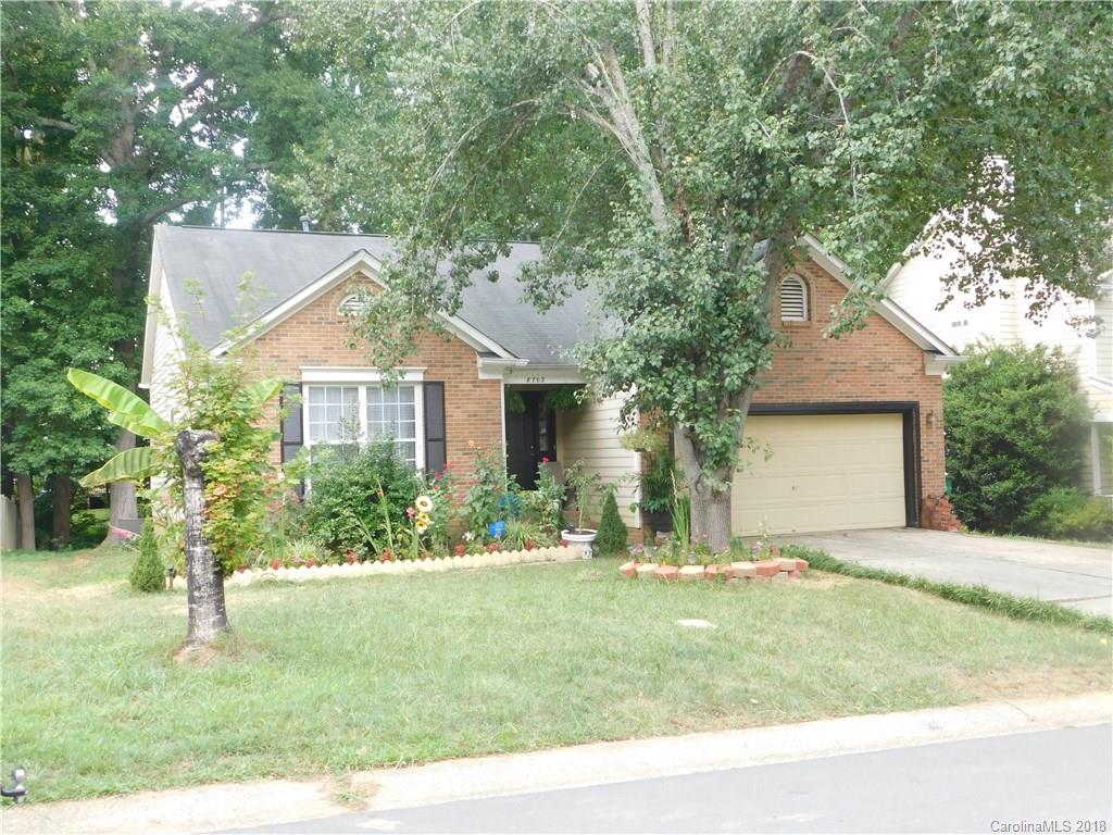 8705 Woodhill Manor Court Charlotte NC 28215