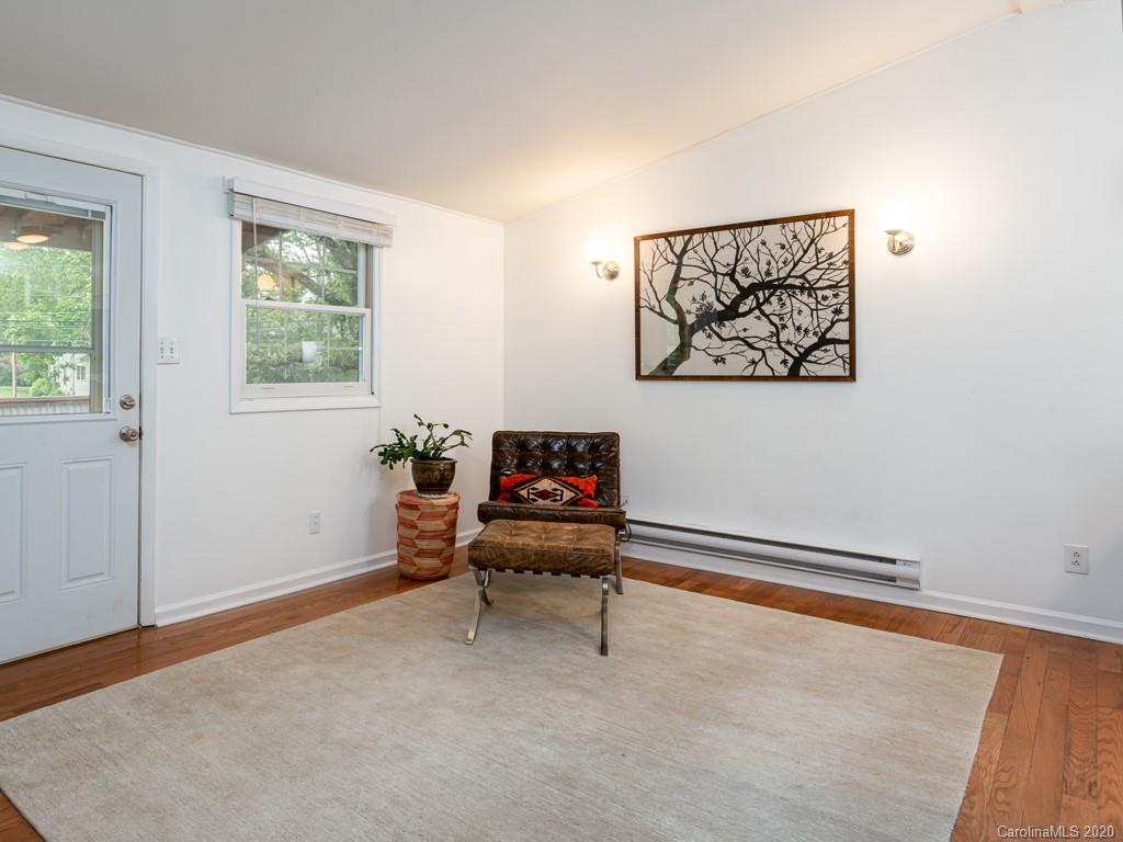 31 Wellington Street Asheville NC 28806