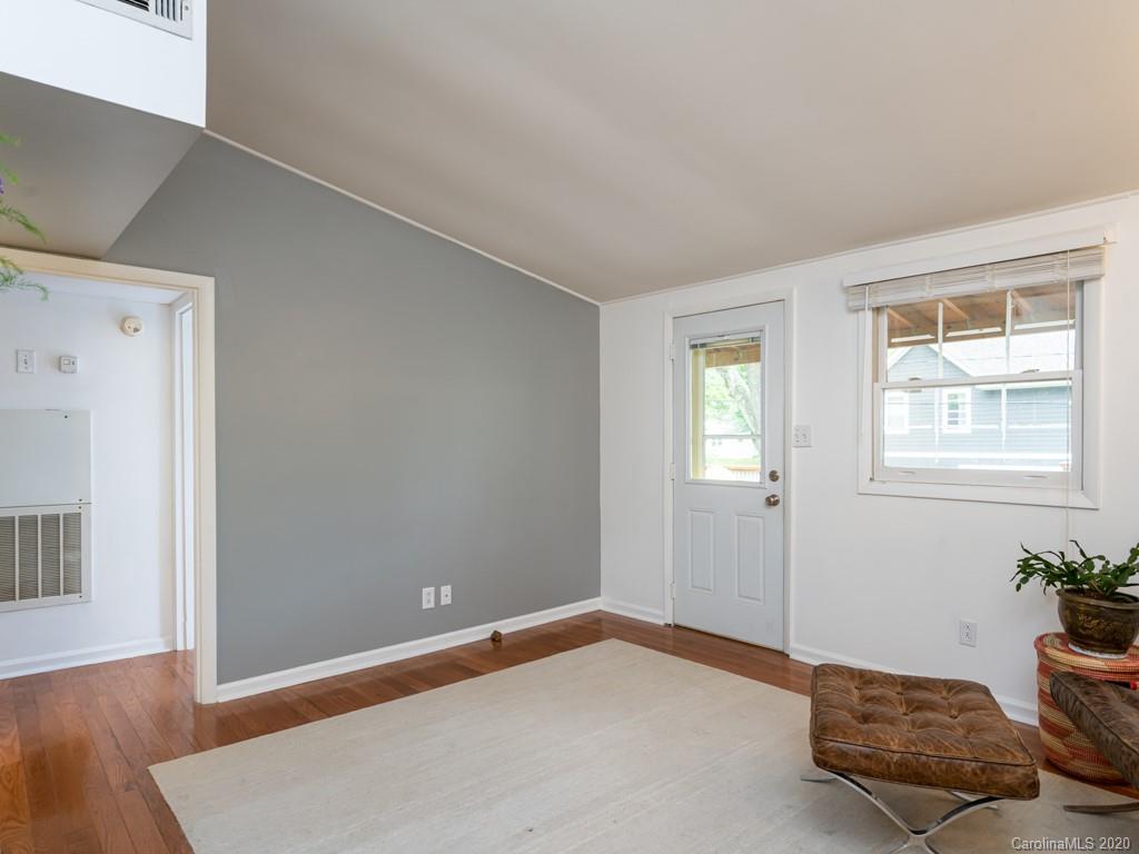31 Wellington Street Asheville NC 28806