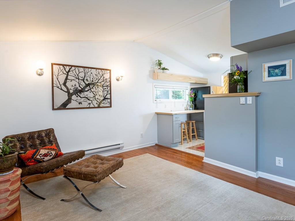31 Wellington Street Asheville NC 28806