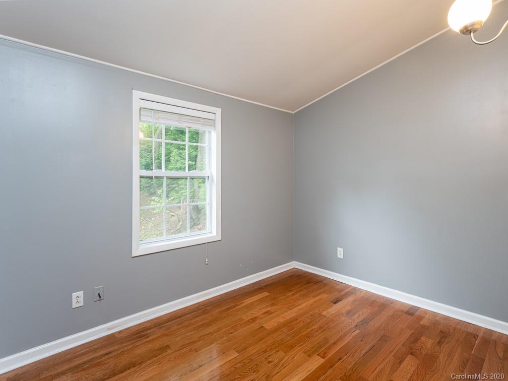 31 Wellington Street Asheville NC 28806