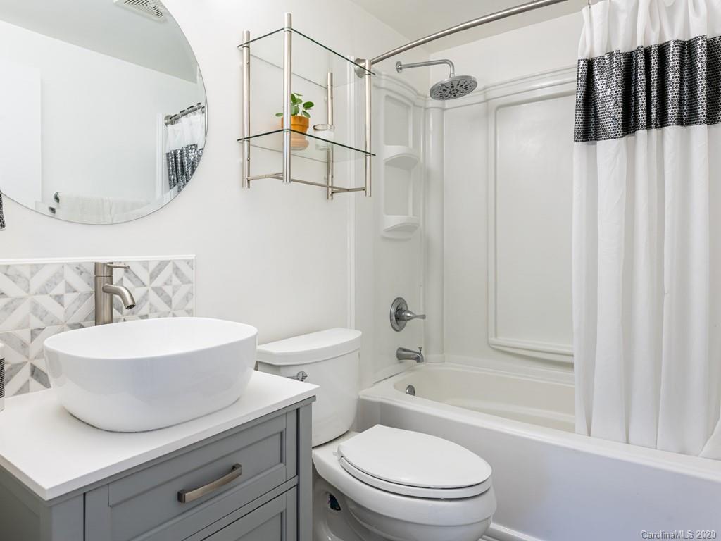 31 Wellington Street Asheville NC 28806
