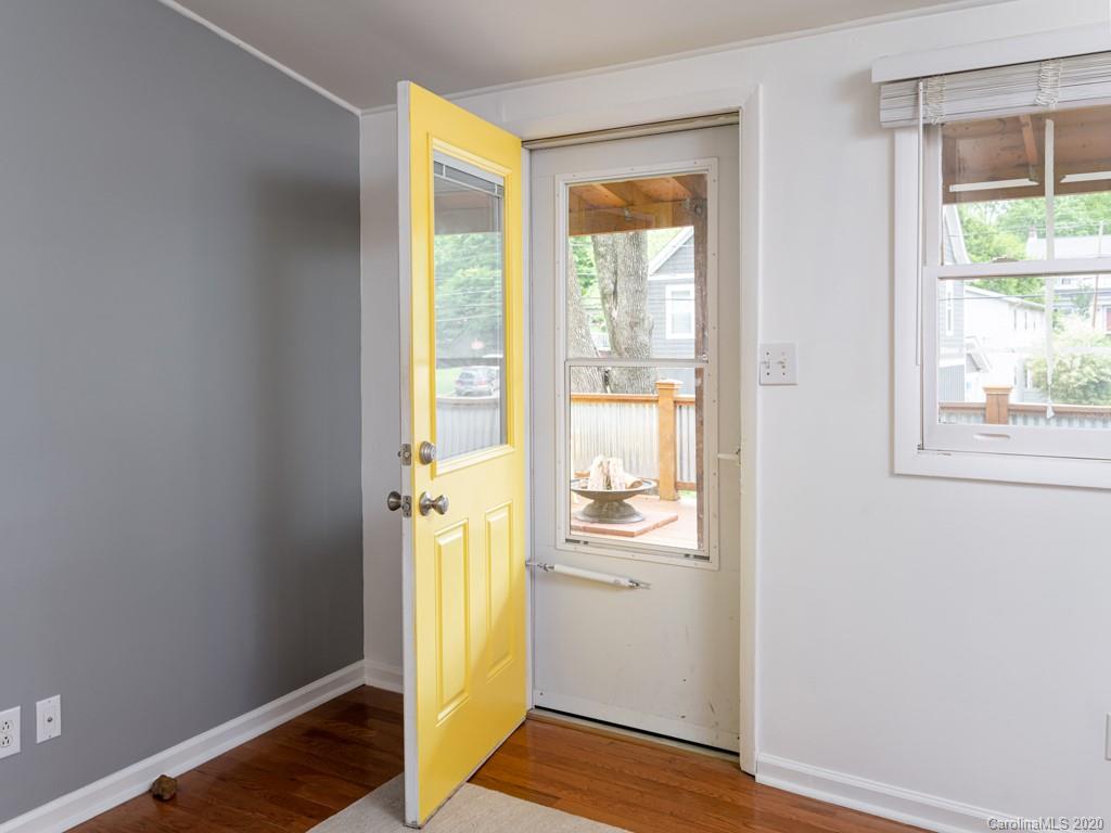 31 Wellington Street Asheville NC 28806
