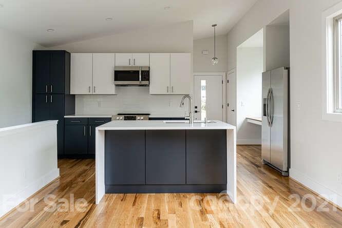 47 Hollywood Street Asheville NC 28801