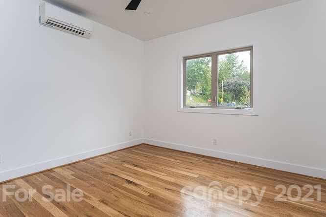 47 Hollywood Street Asheville NC 28801