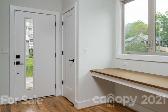 47 Hollywood Street Asheville NC 28801