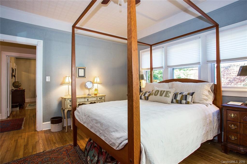 32 Virginia Avenue Asheville NC 28806