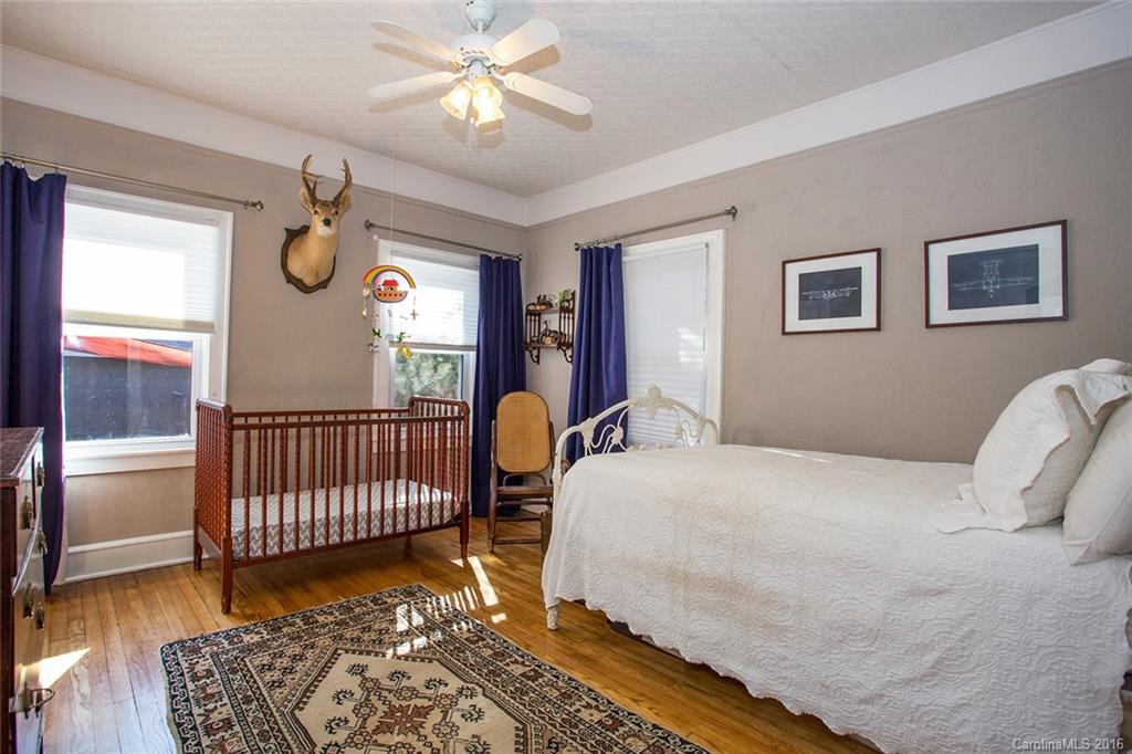 32 Virginia Avenue Asheville NC 28806