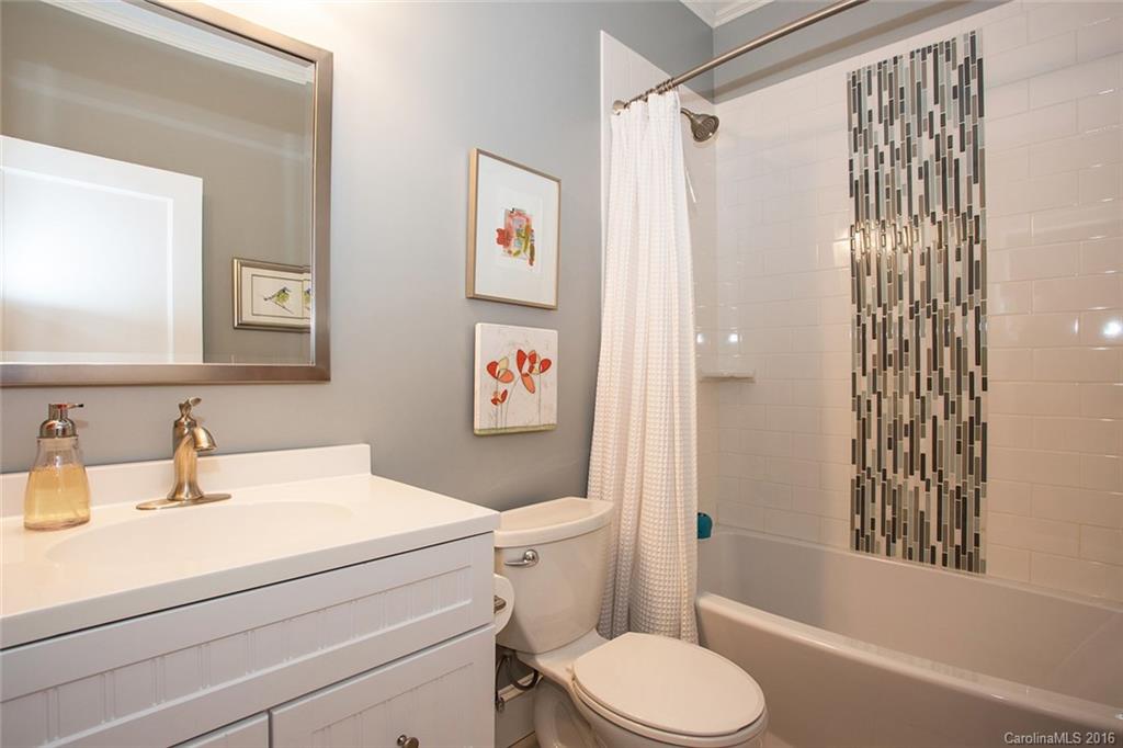 32 Virginia Avenue Asheville NC 28806