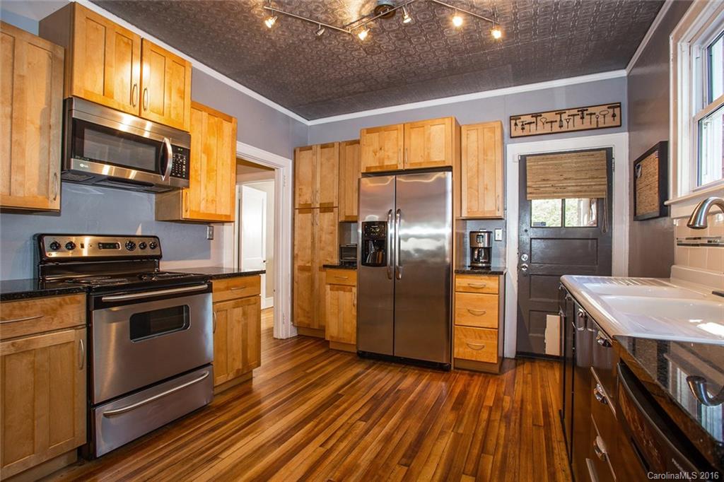 32 Virginia Avenue Asheville NC 28806