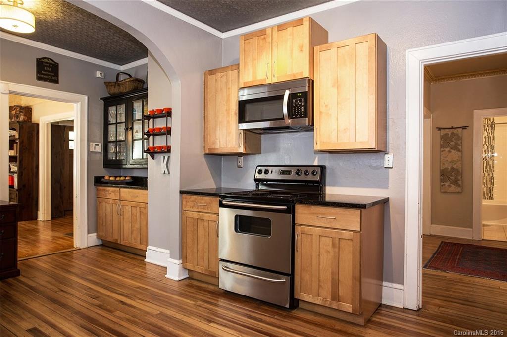 32 Virginia Avenue Asheville NC 28806