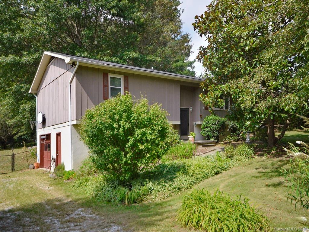 54 N Meadow View Drive Mills River NC 28759
