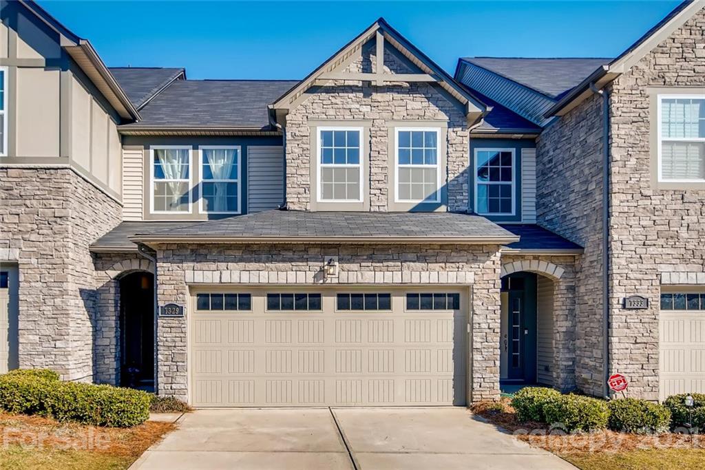 7329 Dulnian Way Charlotte NC 28278