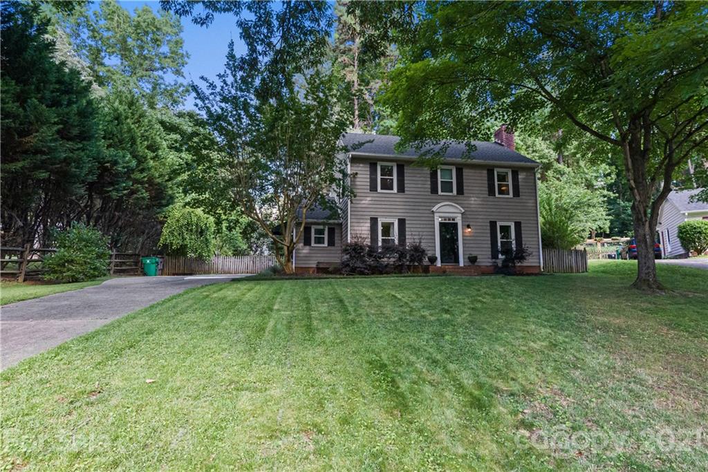 9607 Lone Oak Court Charlotte NC 28270