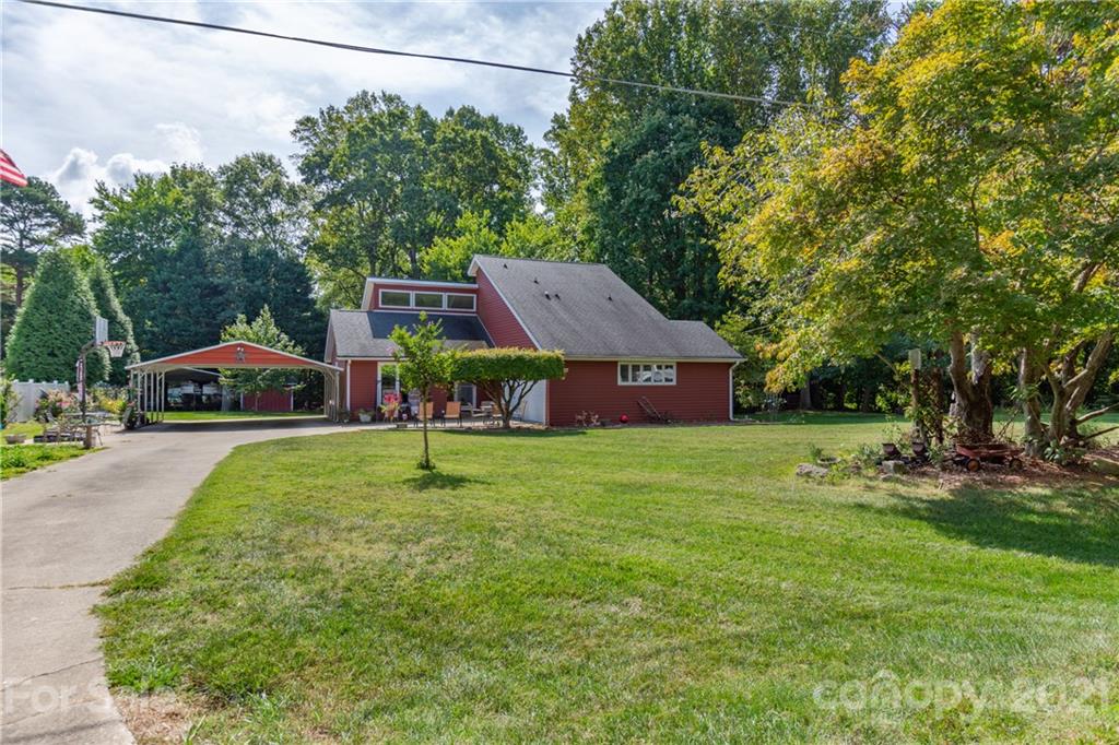 202 Underwood Drive Mount Holly NC 28120