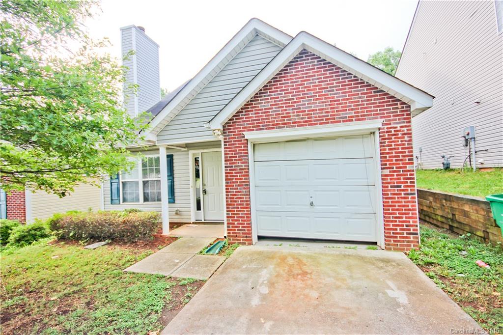 2044 Cindy Creek Lane Charlotte NC 28216