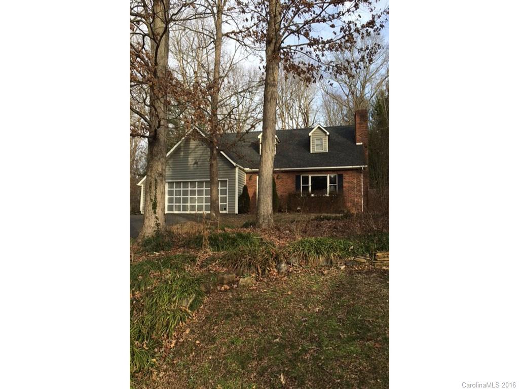 2 South Oaks Circle Asheville NC 28806