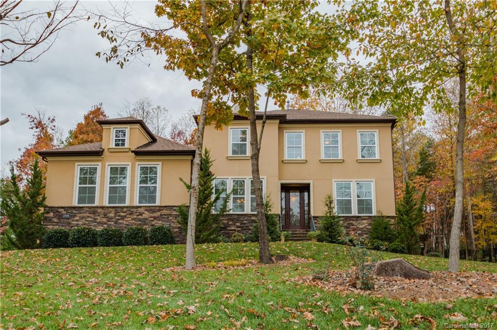 12806 Elkhorn Drive Charlotte NC 28278