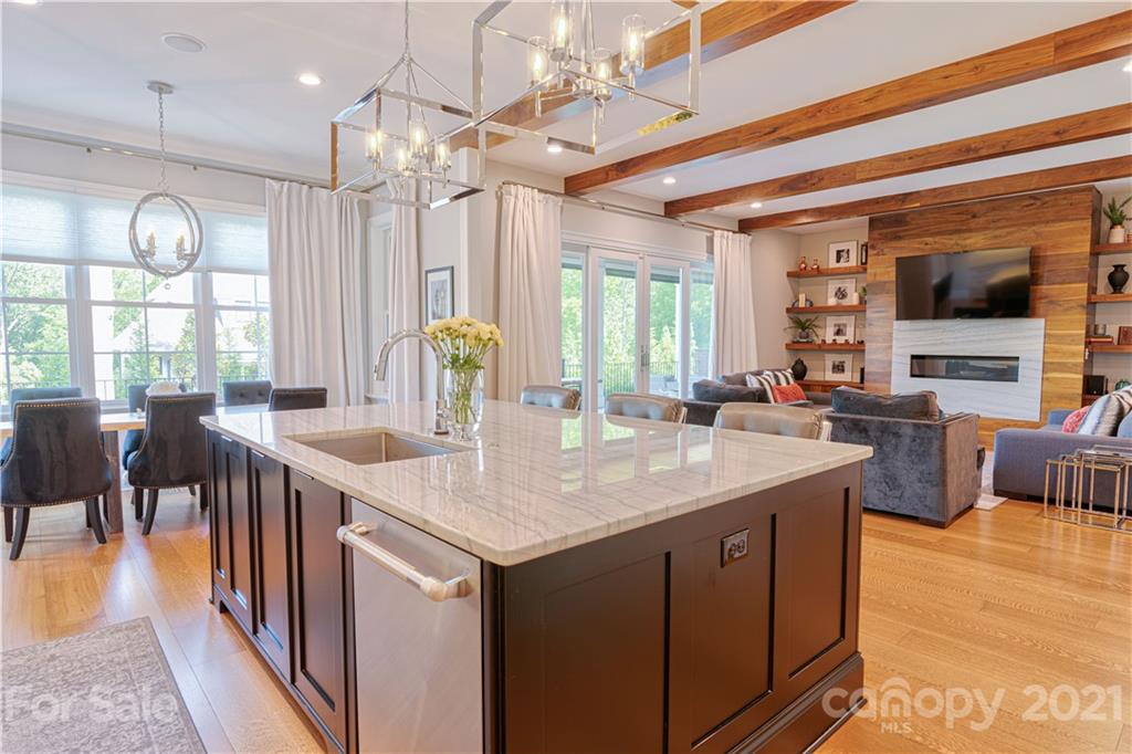 3323 Willow Oak Road Charlotte NC 28209