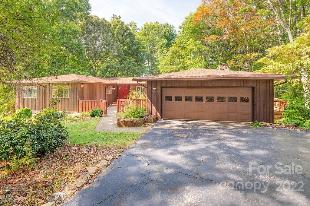 15 Gardenwood Drive Asheville NC 28803