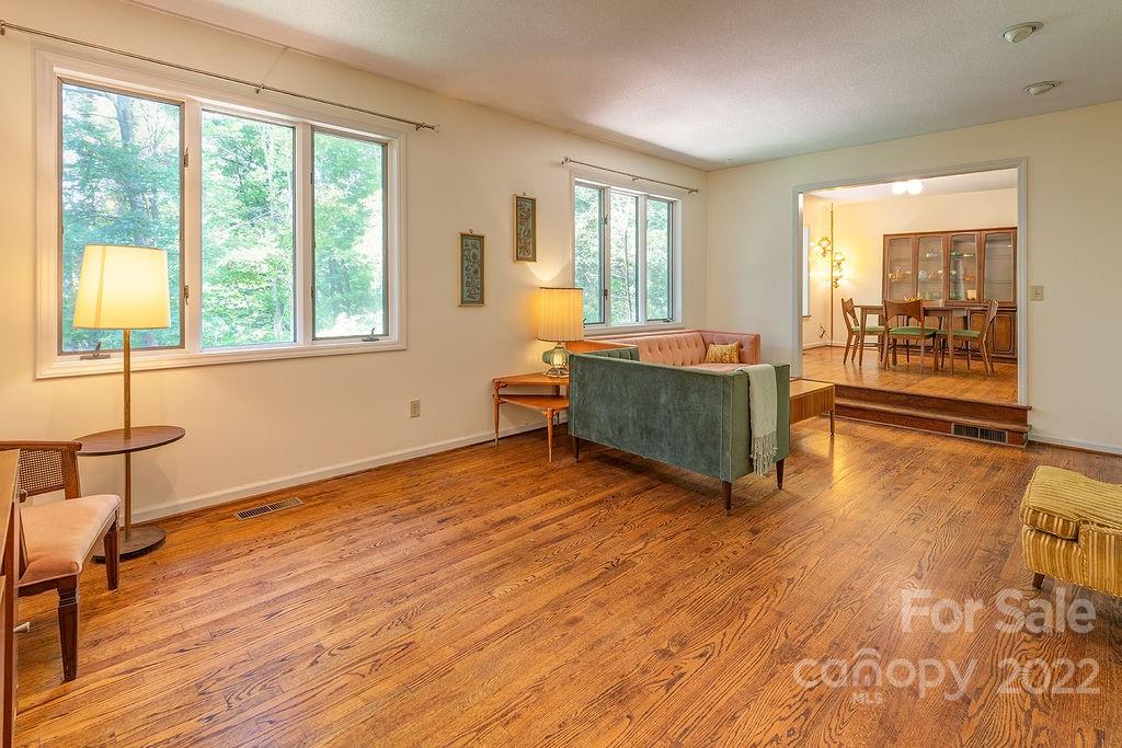 15 Gardenwood Drive Asheville NC 28803