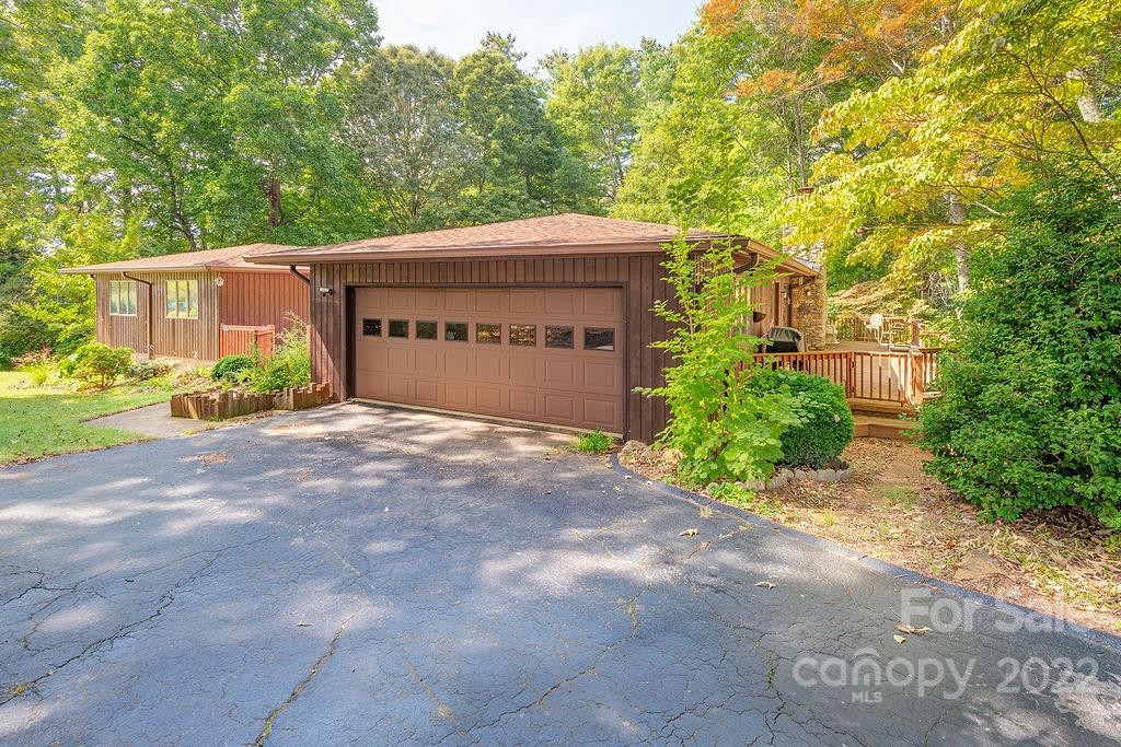 15 Gardenwood Drive Asheville NC 28803