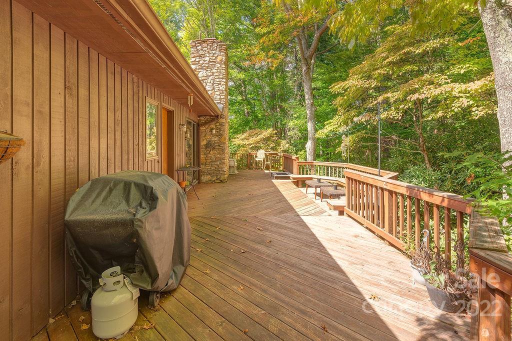 15 Gardenwood Drive Asheville NC 28803
