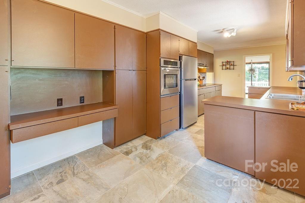 15 Gardenwood Drive Asheville NC 28803