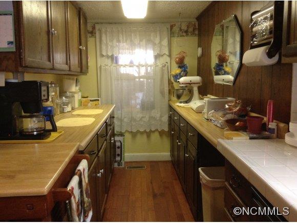 99 Mitchell Avenue Asheville NC 28806