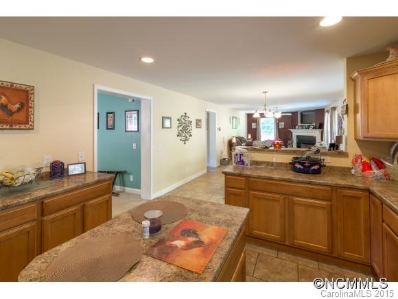 26 Berachah Valley Place Asheville NC 28805