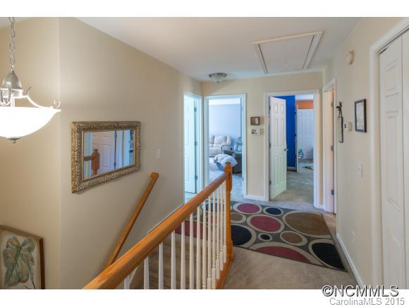 26 Berachah Valley Place Asheville NC 28805