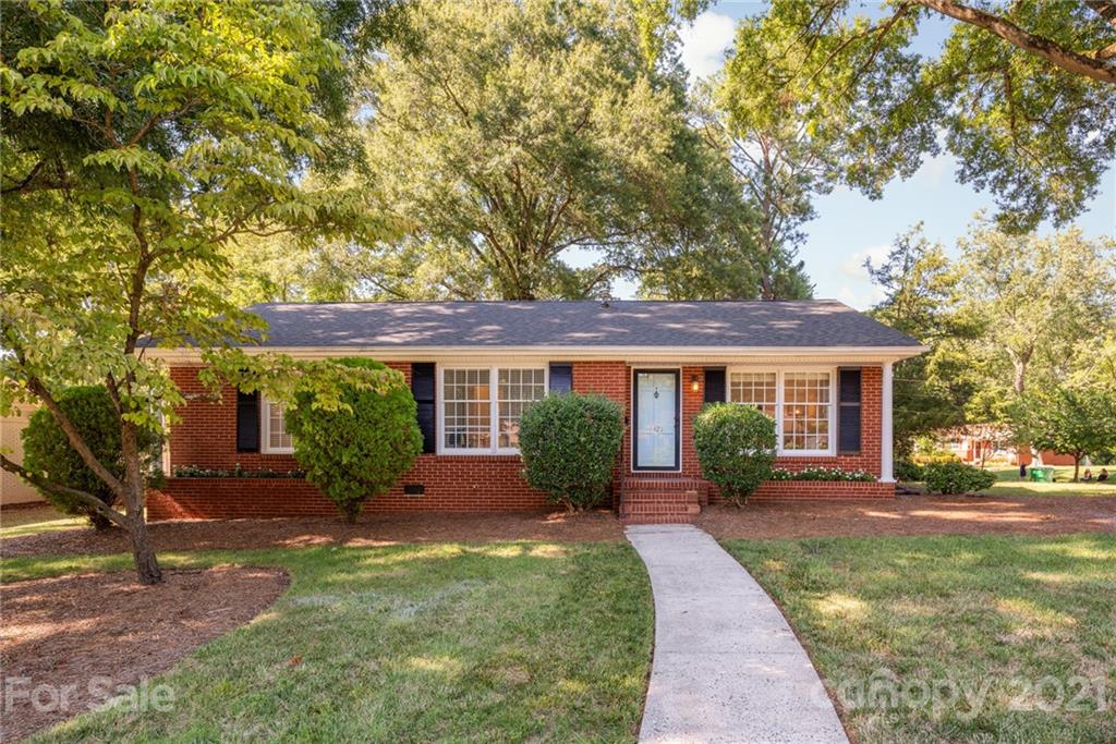 1421 Briarfield Drive Charlotte NC 28205
