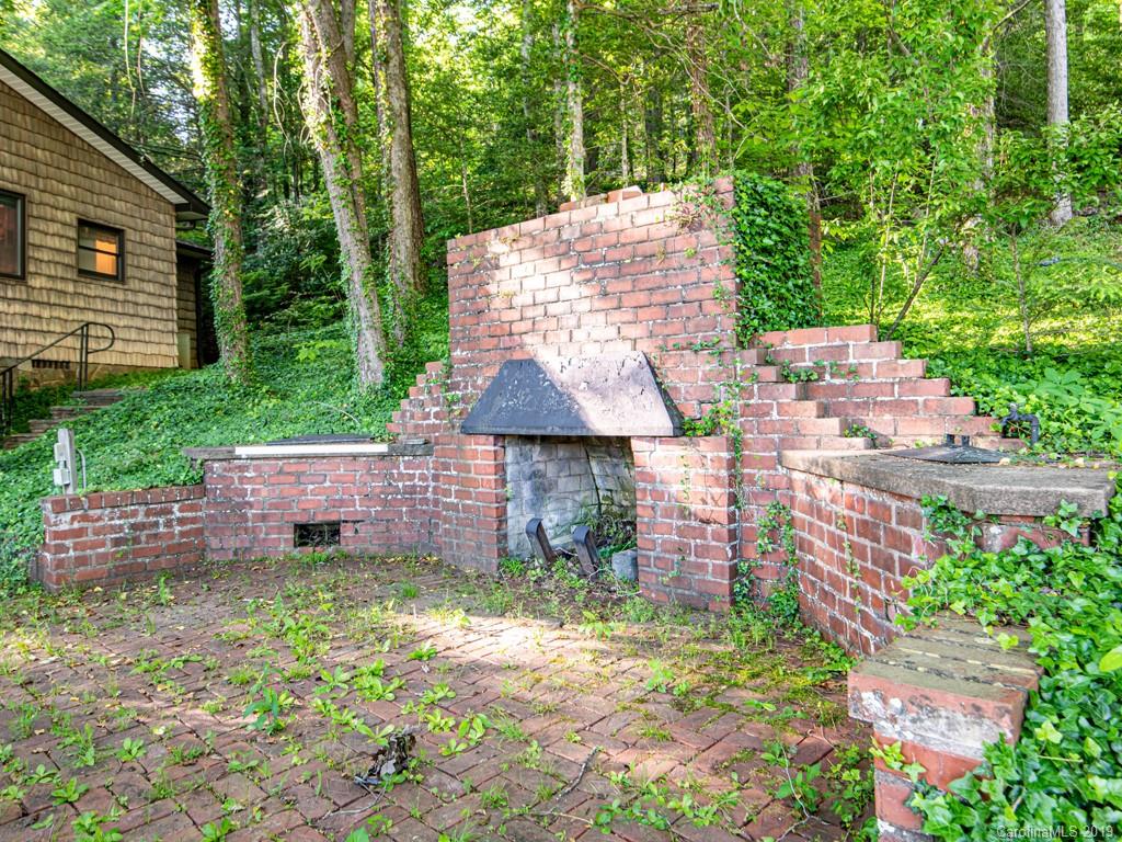 650 Little Buck Creek Road Marion NC 28752