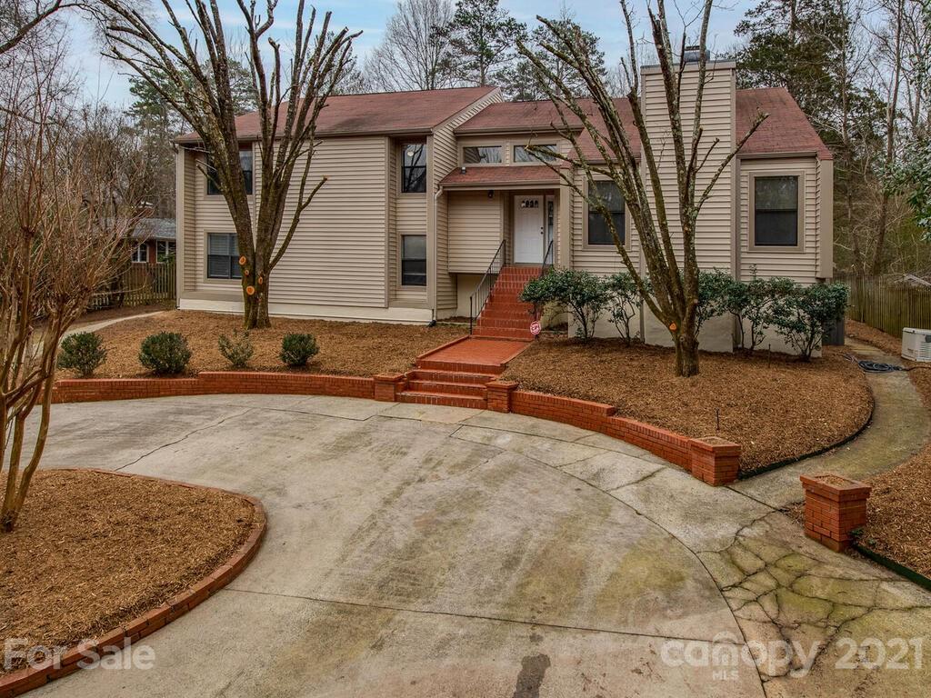 301 Old Bell Road Charlotte NC 28270