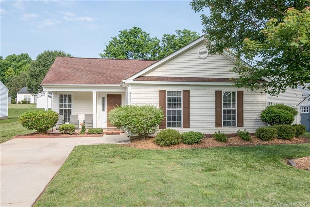 6927 Kentucky Derby Drive Charlotte NC 28215